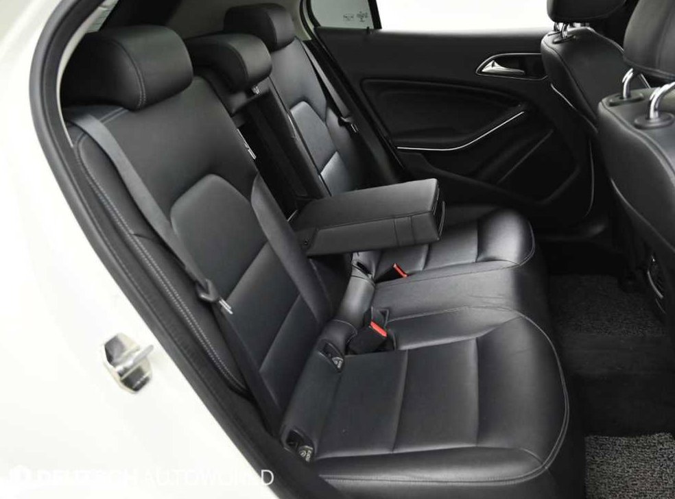 벤츠 GLA 클래스 GLA220 사진 12
