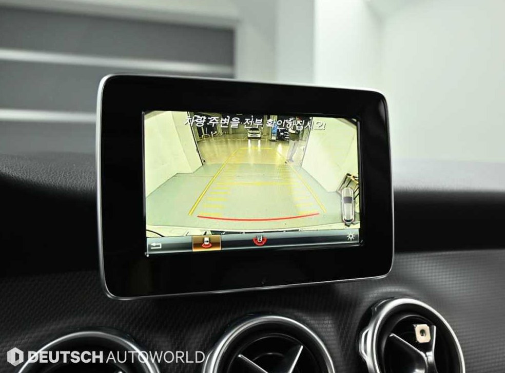 벤츠 GLA 클래스 GLA220 사진 15