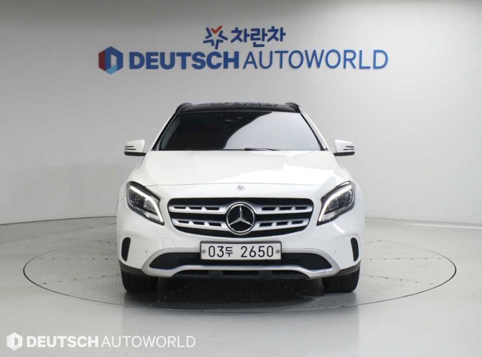 벤츠 GLA 클래스 GLA220 사진 3