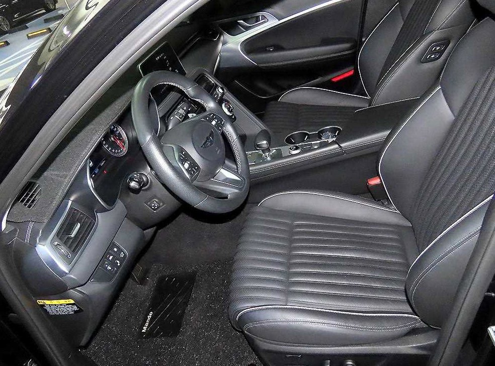 제네시스 G70 2.0T AWD 사진 6