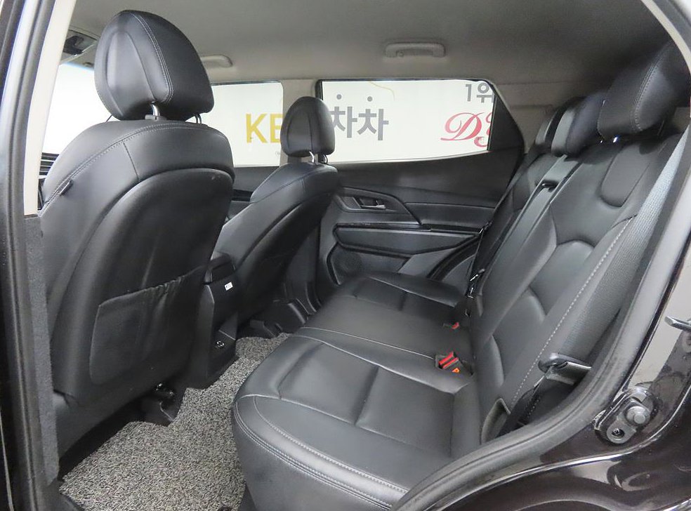 KG모빌리티(쌍용)  코란도 2WD 가솔린 1.5 C5 플러스 사진 6