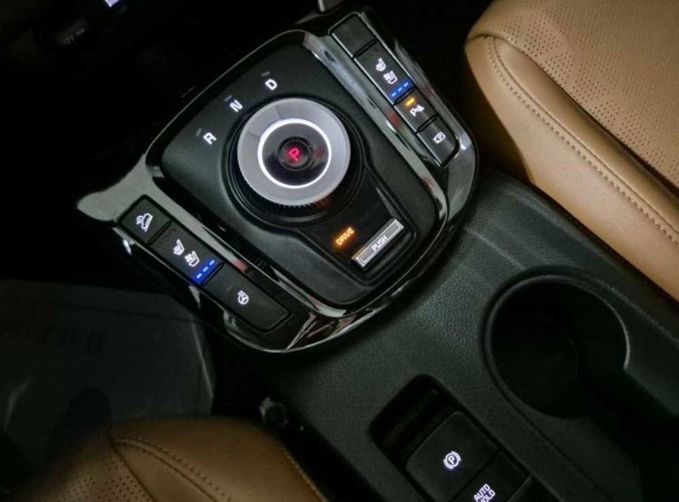 기아 셀토스 가솔린 2.0 2WD 사진 12