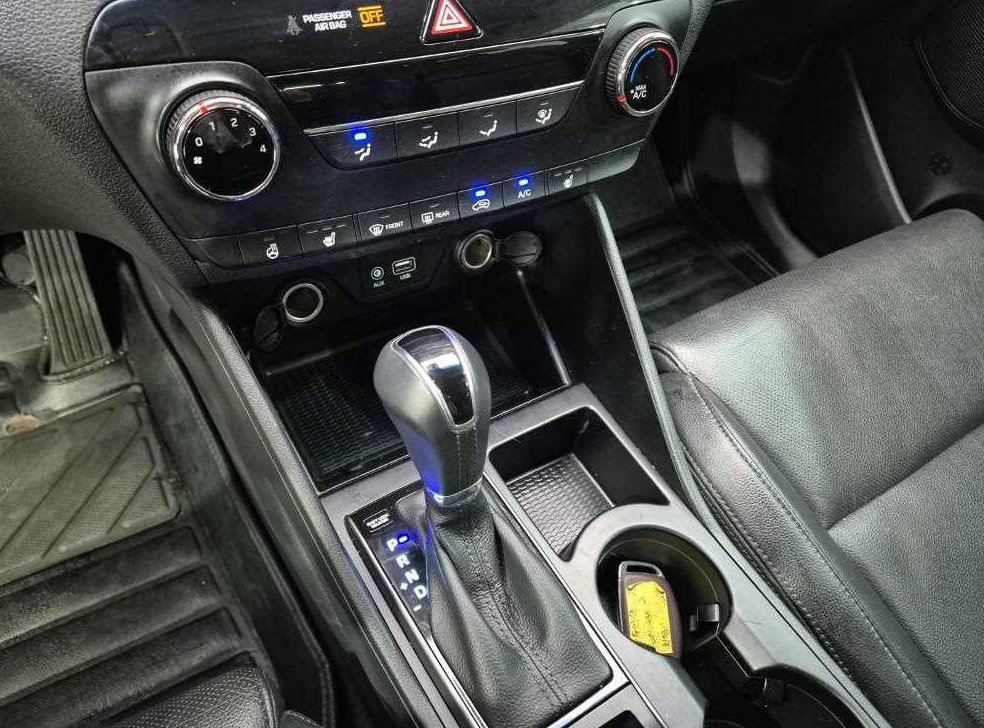 현대 투싼 디젤 1.7 2WD 사진 8