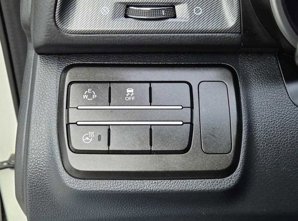 KG모빌리티(쌍용)  티볼리 가솔린 2WD 1.6 VX 사진 17