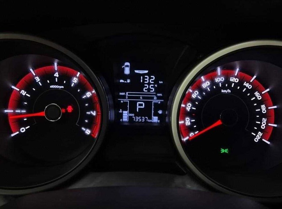 KG모빌리티(쌍용)  티볼리 가솔린 2WD 1.6 VX 사진 6