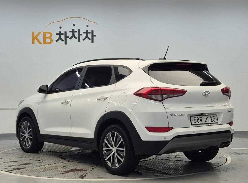 현대 투싼 디젤 2.0 2WD 사진 2