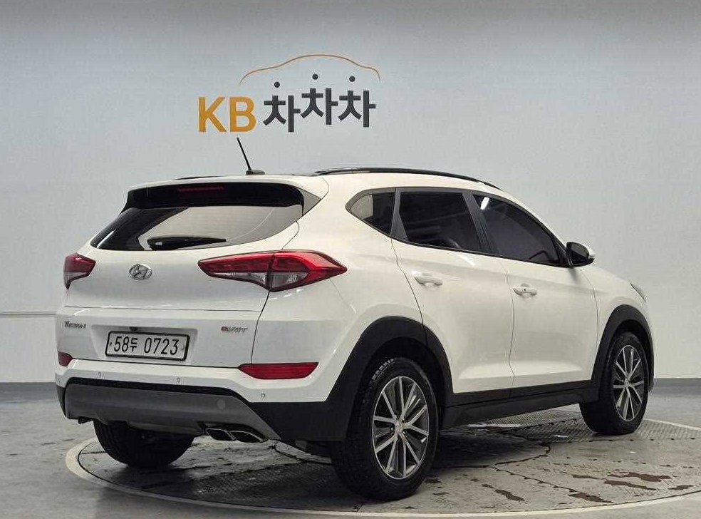 현대 투싼 디젤 2.0 2WD 사진 3