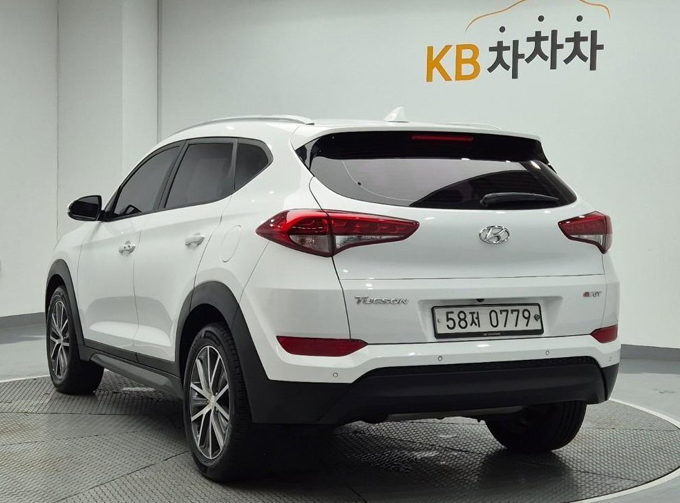 현대 투싼 디젤 1.7 2WD 사진 2