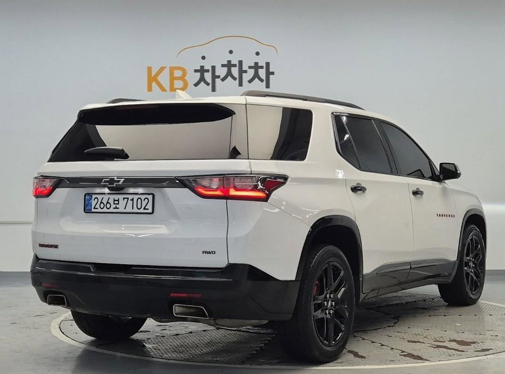 쉐보레 트래버스 3.6 AWD 레드라인 사진 4