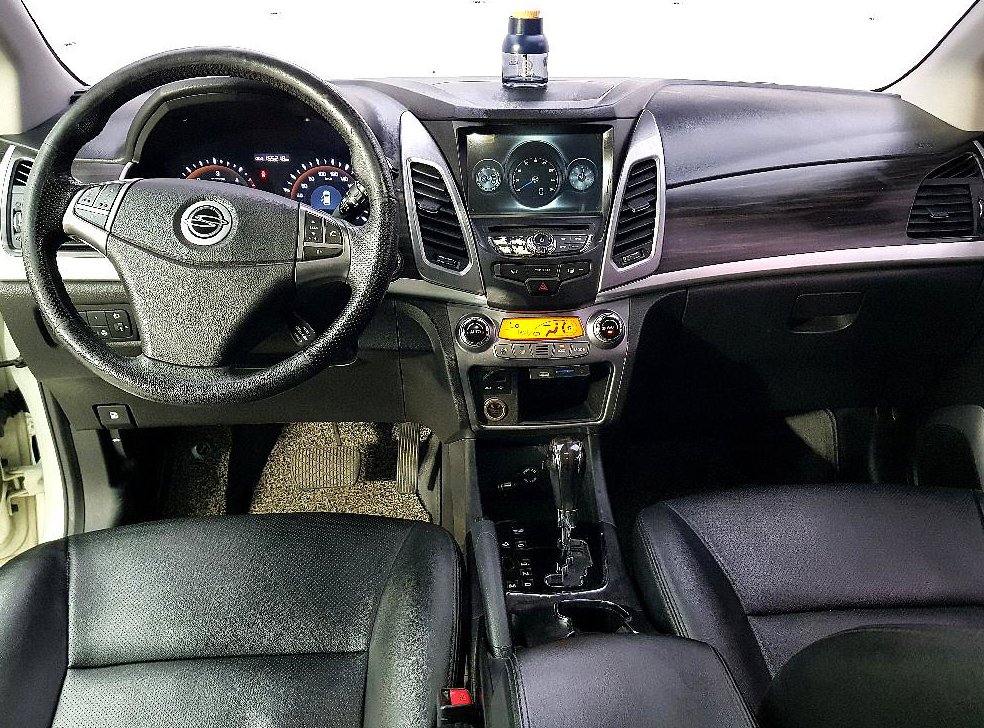 KG모빌리티(쌍용)  코란도 2WD 2.0 RX 사진 5