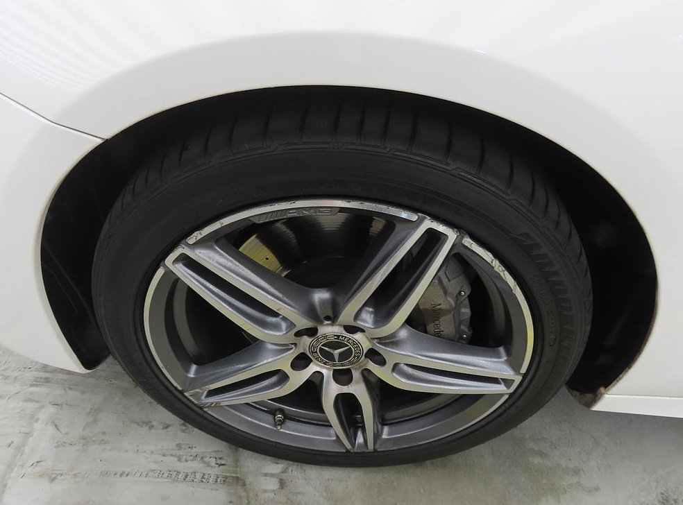벤츠 E 클래스 E300 4MATIC AMG LINE 사진 20