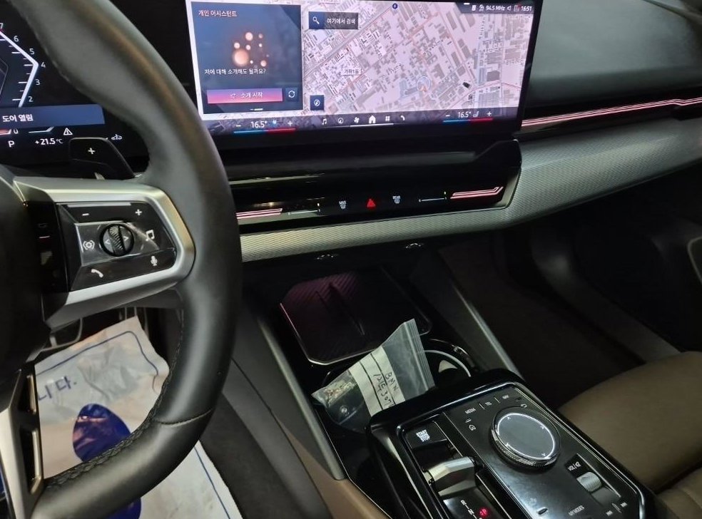 BMW 5시리즈 520i 사진 10