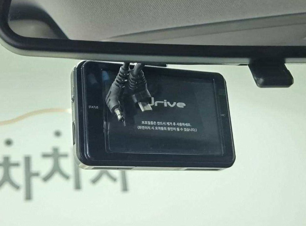 KG모빌리티(쌍용)  티볼리 2WD 가솔린 1.6 IX 사진 15
