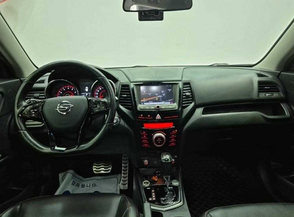 KG모빌리티(쌍용)  티볼리 2WD 가솔린 1.6 IX 사진 7