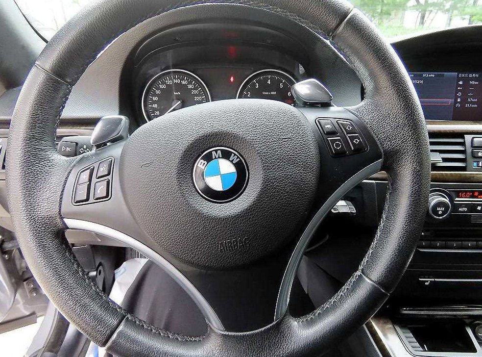 BMW 3시리즈 328i 컨버터블 사진 11