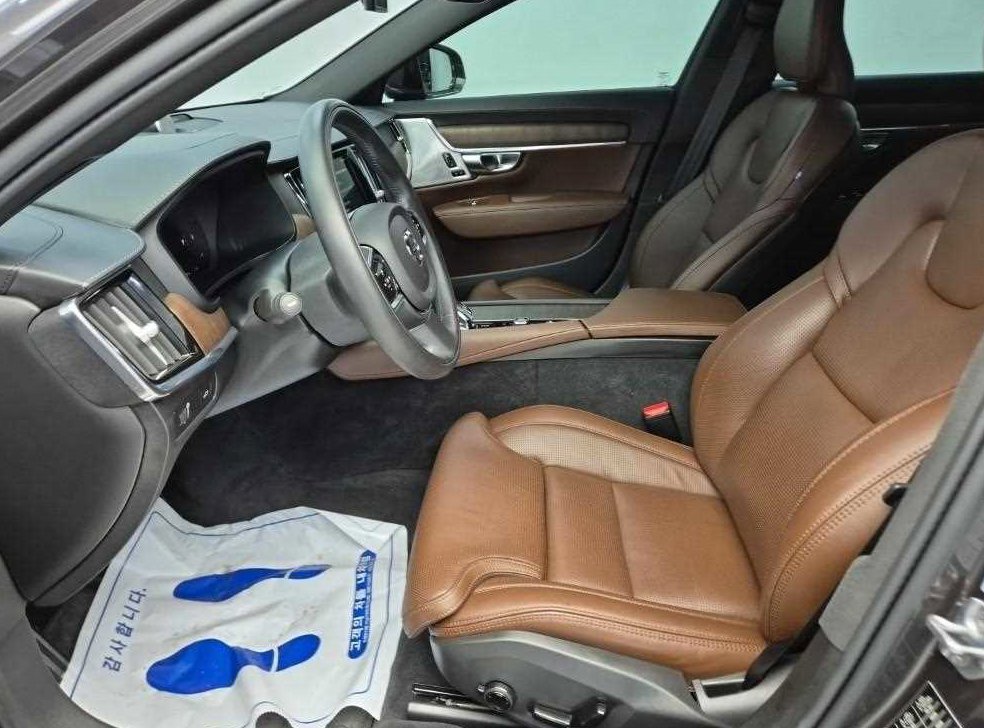볼보 S90 B6 AWD 인스크립션 사진 11