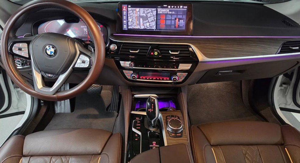 BMW 5시리즈 530i 럭셔리 사진 6