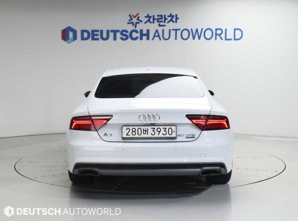 아우디 A7 40 TFSI 콰트로 스포츠 사진 4