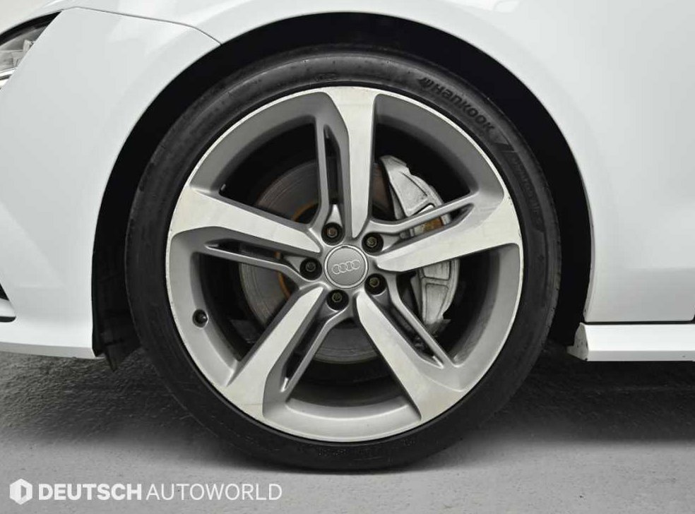 아우디 A7 40 TFSI 콰트로 스포츠 사진 5