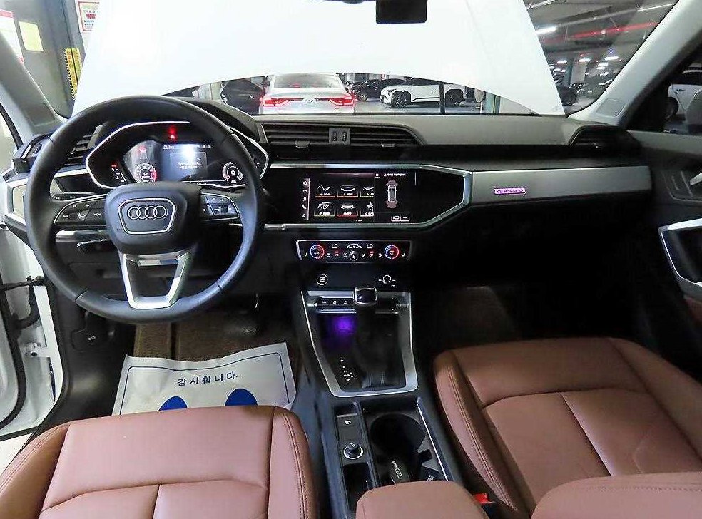 아우디 Q3 40 TFSI 콰트로 사진 10