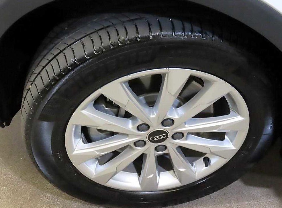 아우디 Q3 40 TFSI 콰트로 사진 20