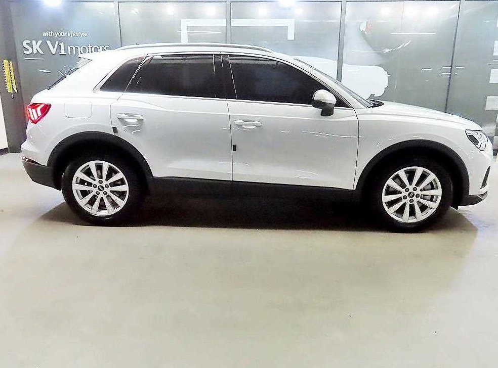 아우디 Q3 40 TFSI 콰트로 사진 3