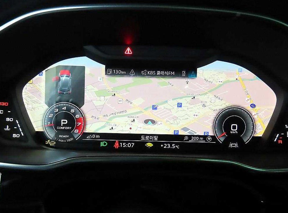 아우디 Q3 40 TFSI 콰트로 사진 9