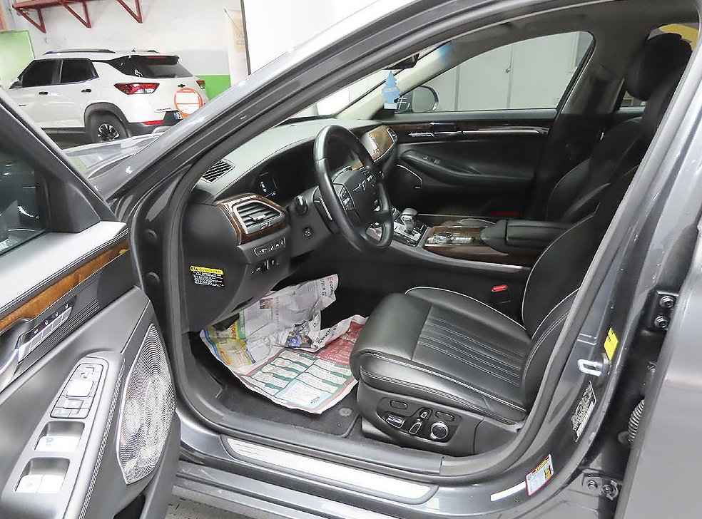 제네시스 EQ900 5.0 GDI AWD 사진 10