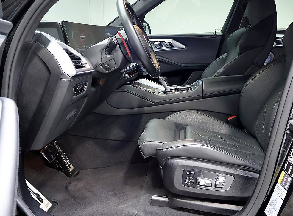 BMW XM 4.4 V8 PHEV 사진 11