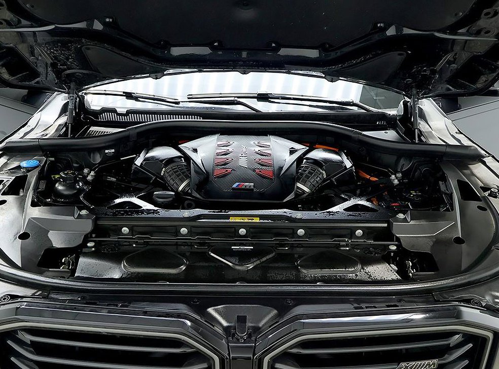 BMW XM 4.4 V8 PHEV 사진 8