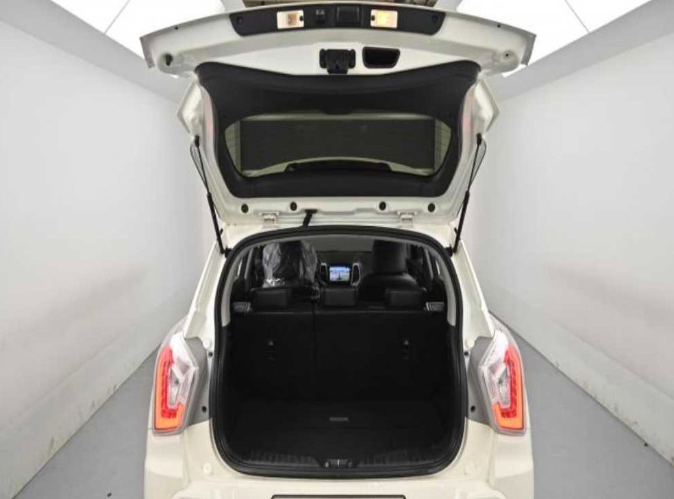 KG모빌리티(쌍용)  티볼리 가솔린 2WD 1.6 LX 사진 19