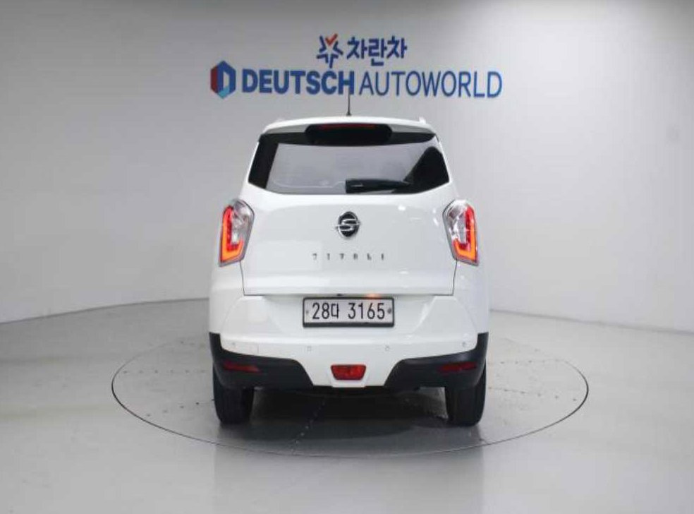 KG모빌리티(쌍용)  티볼리 가솔린 2WD 1.6 LX 사진 4
