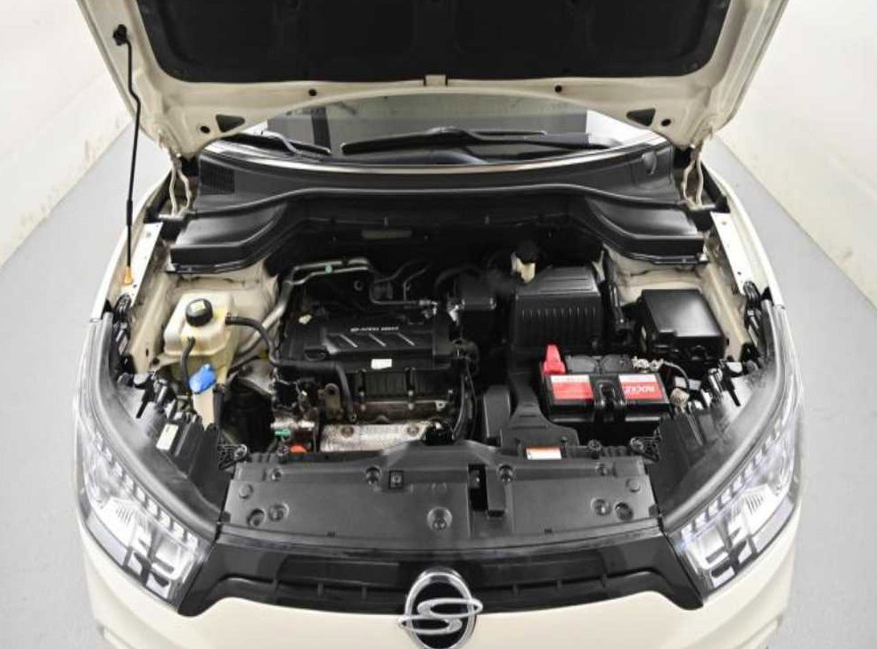 KG모빌리티(쌍용)  티볼리 가솔린 2WD 1.6 LX 사진 6