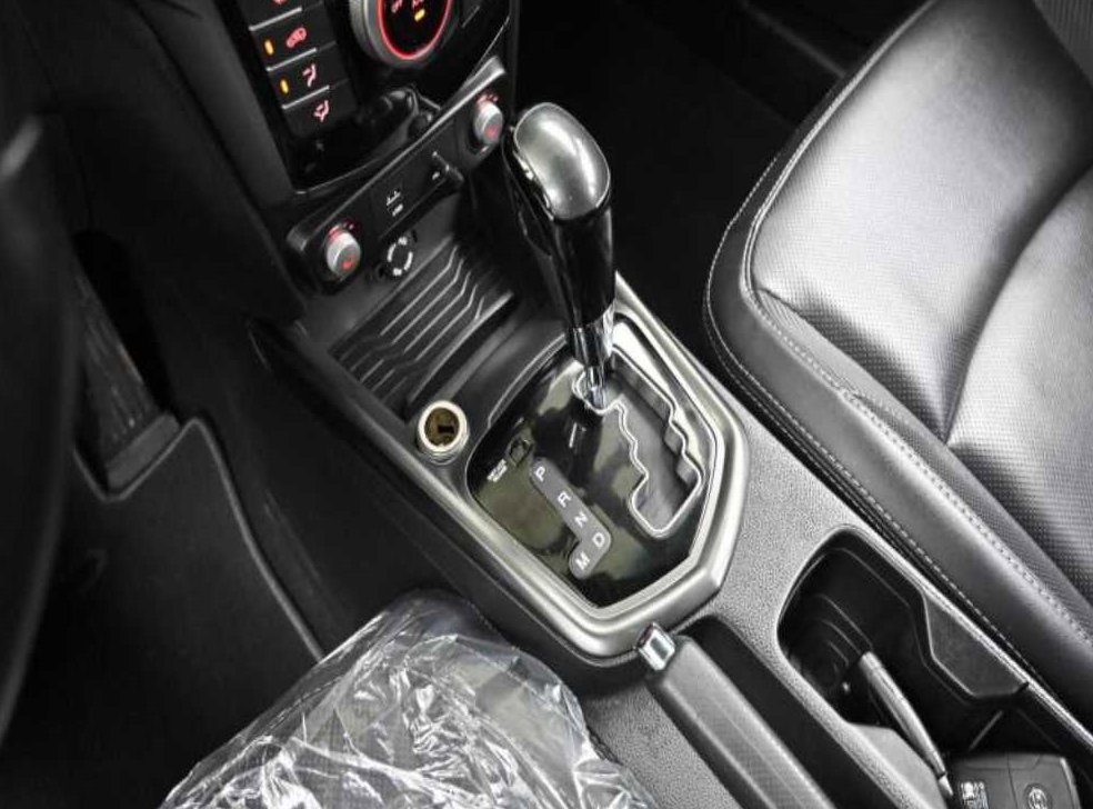KG모빌리티(쌍용)  티볼리 가솔린 2WD 1.6 LX 사진 9