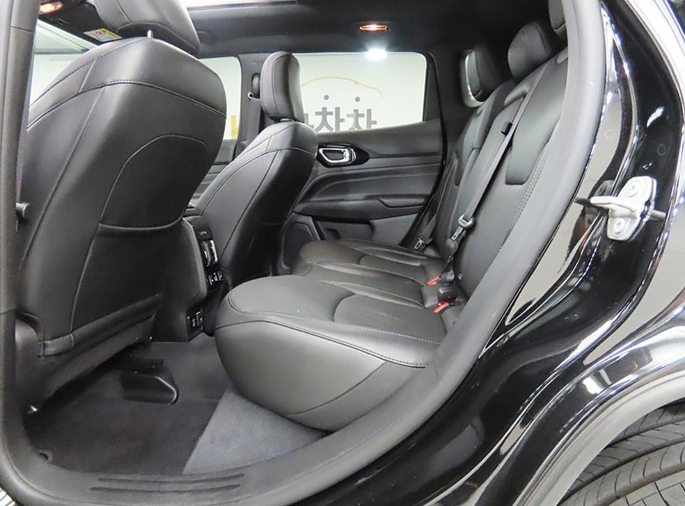 지프 컴패스 2.4 AWD S 사진 6