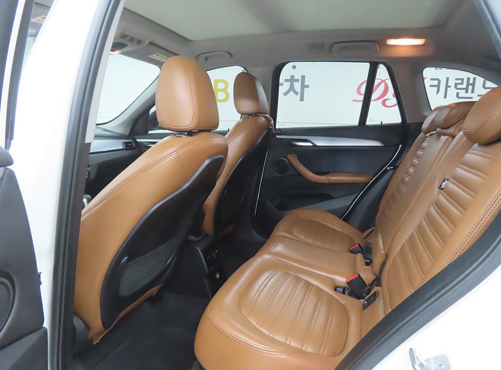 BMW X1 xDrive 18d 사진 6