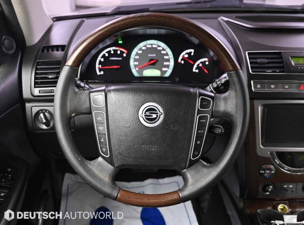 KG모빌리티(쌍용)  렉스턴 2.0  4WD RX7 사진 13