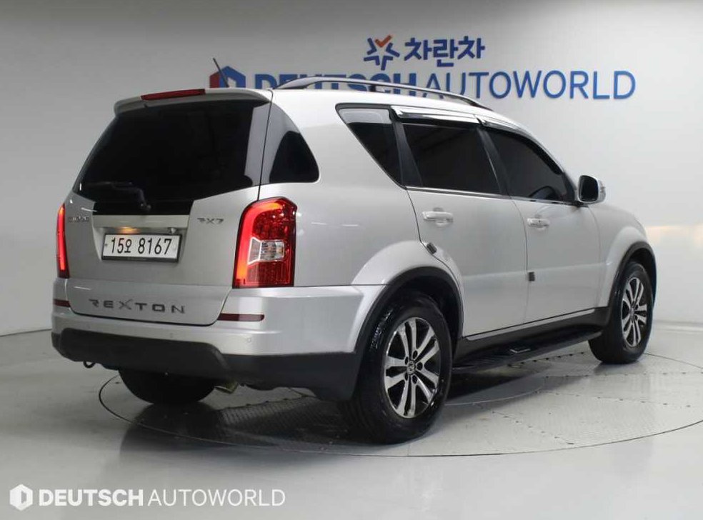 KG모빌리티(쌍용)  렉스턴 2.0  4WD RX7 사진 2