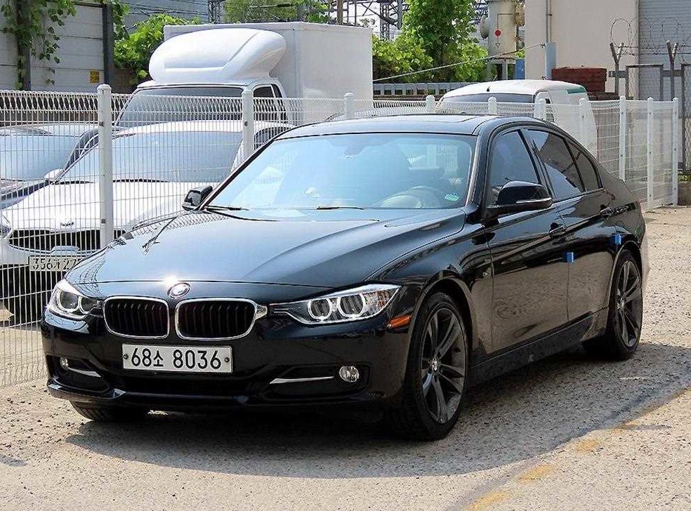 BMW 3시리즈 320d 사진 2