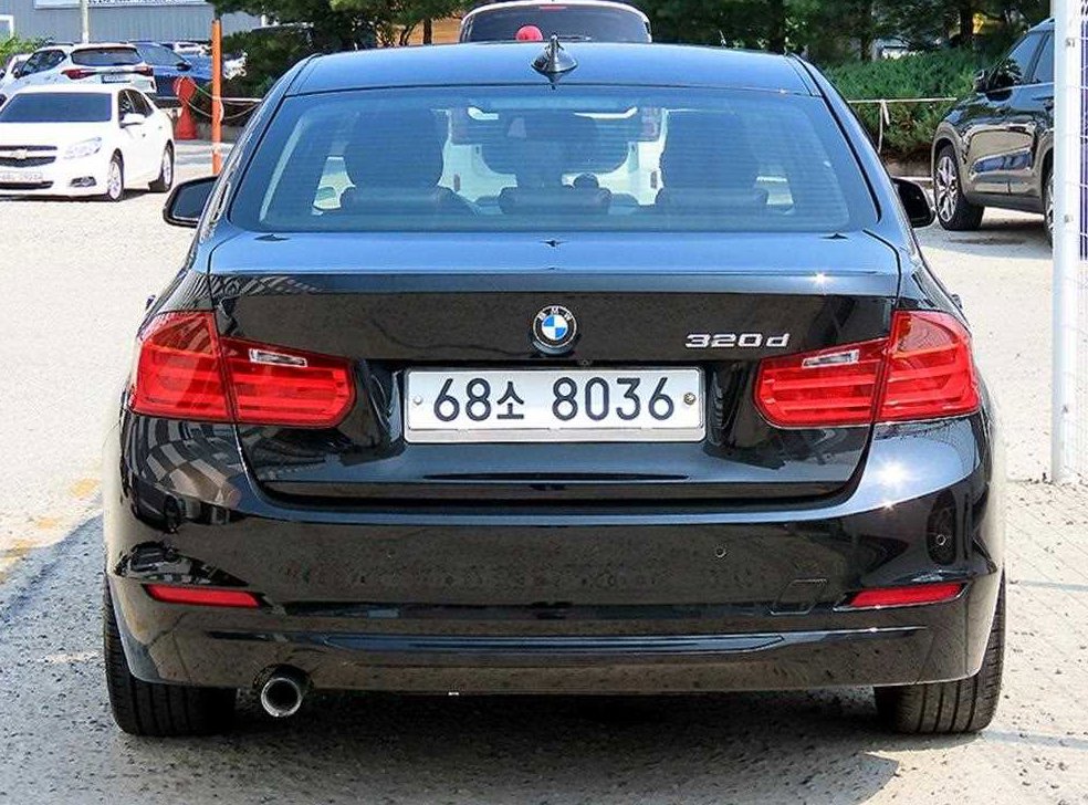 BMW 3시리즈 320d 사진 4