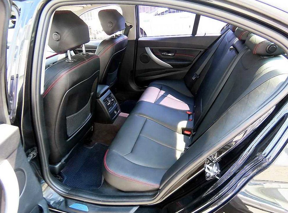 BMW 3시리즈 320d 사진 6