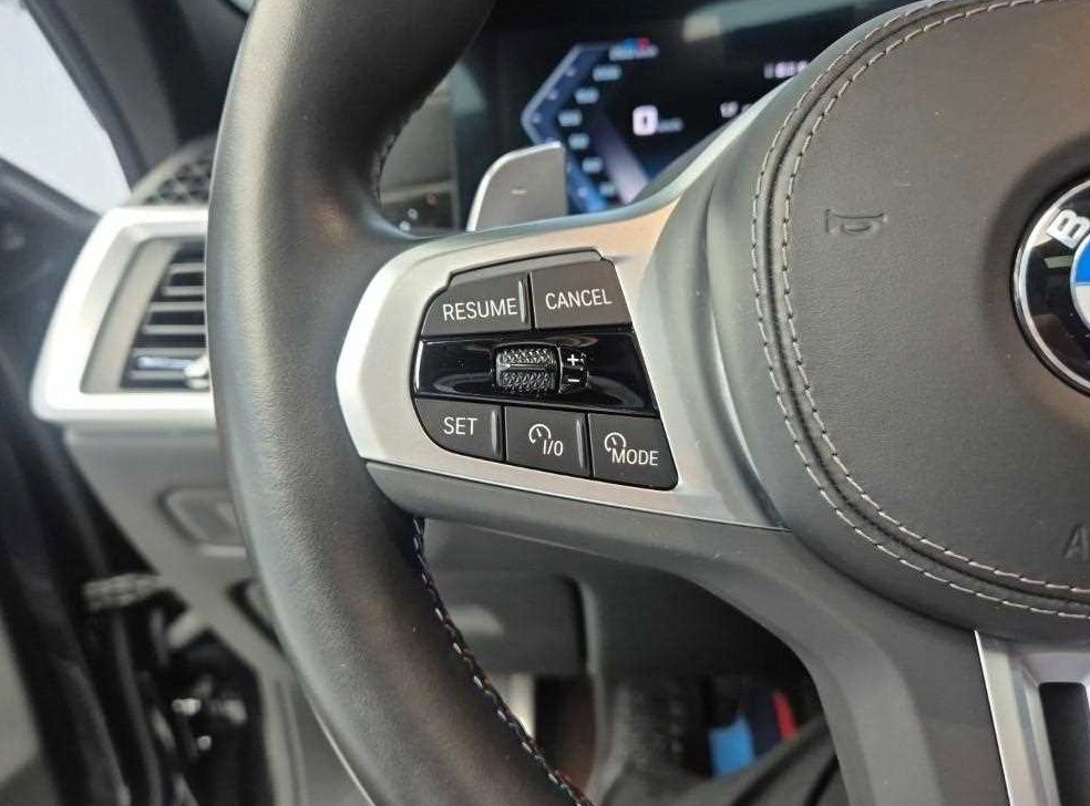 BMW X6 M60i 사진 16