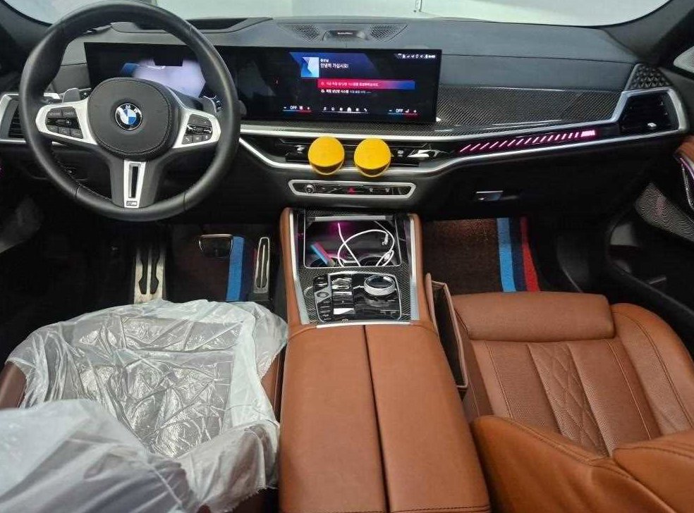 BMW X6 M60i 사진 7