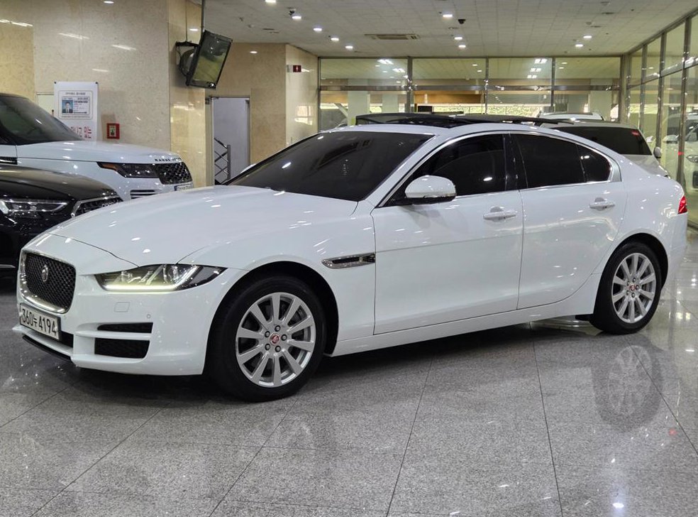 재규어 XE 2.0D 프레스티지 AWD