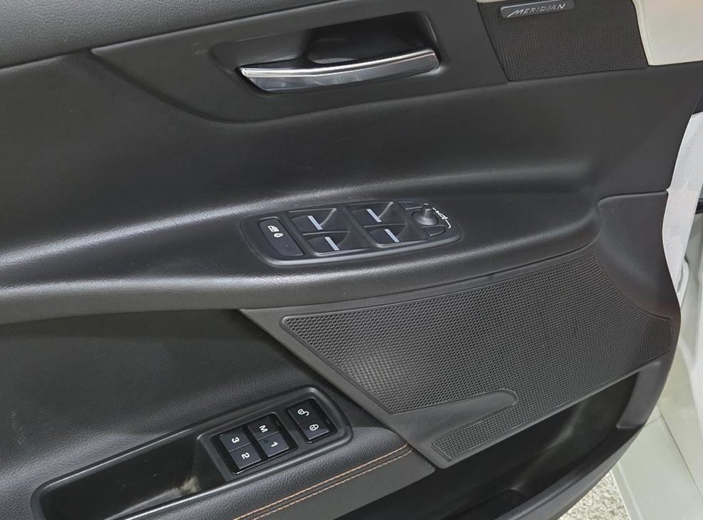 재규어 XE 2.0D 프레스티지 AWD 사진 15