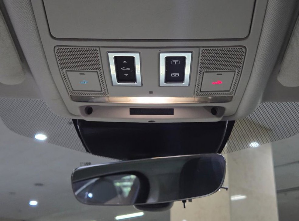 재규어 XE 2.0D 프레스티지 AWD 사진 16