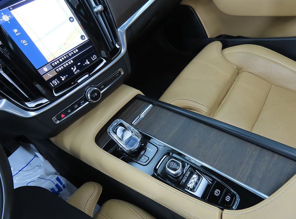 볼보 S90 B5 인스크립션 사진 13