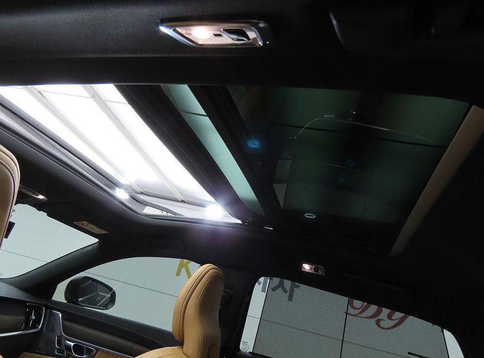 볼보 S90 B5 인스크립션 사진 17