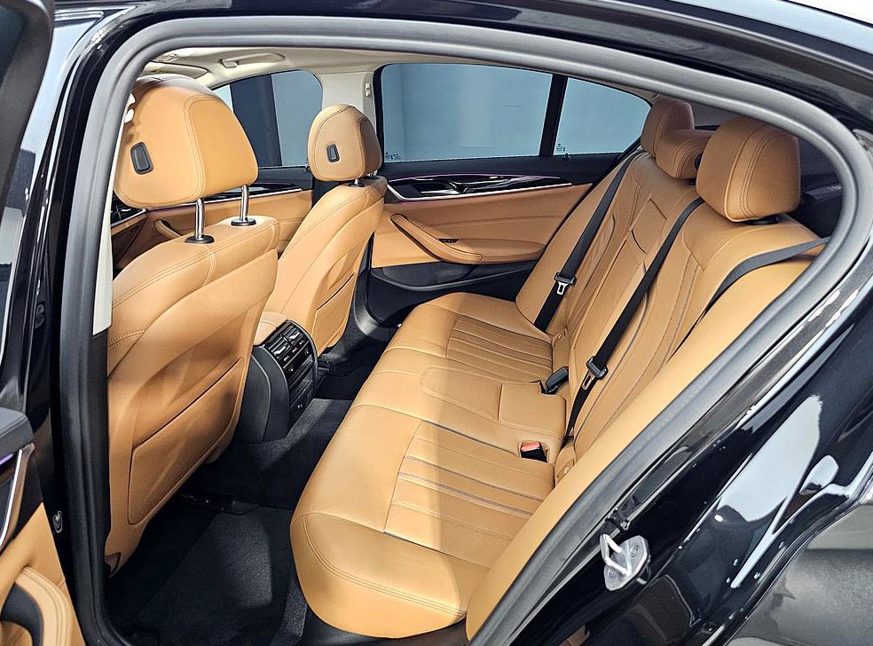 BMW 5시리즈 520d 럭셔리 스페셜 에디션 사진 9