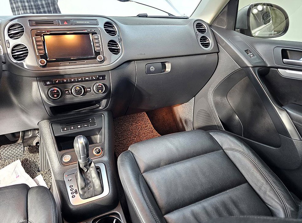폭스바겐 티구안 2.0 TDI 프리미엄 사진 10